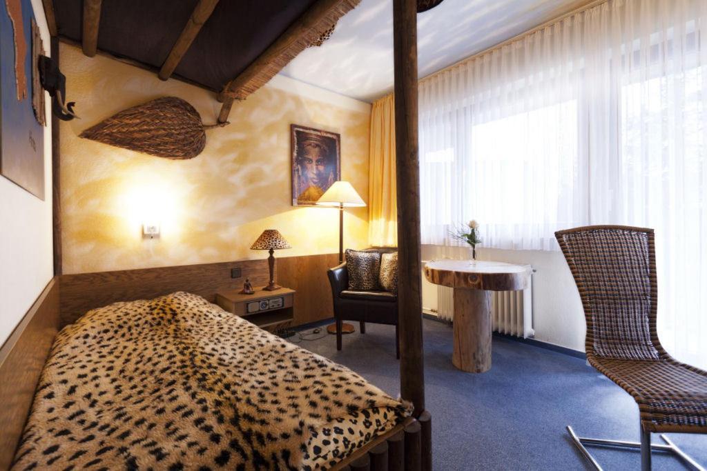 Themen Hotel Terrassen Cafe Bad Münder am Deister Eksteriør billede